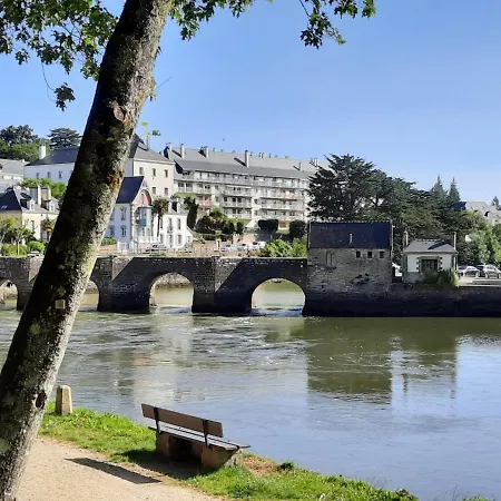 Port De St Goustan *